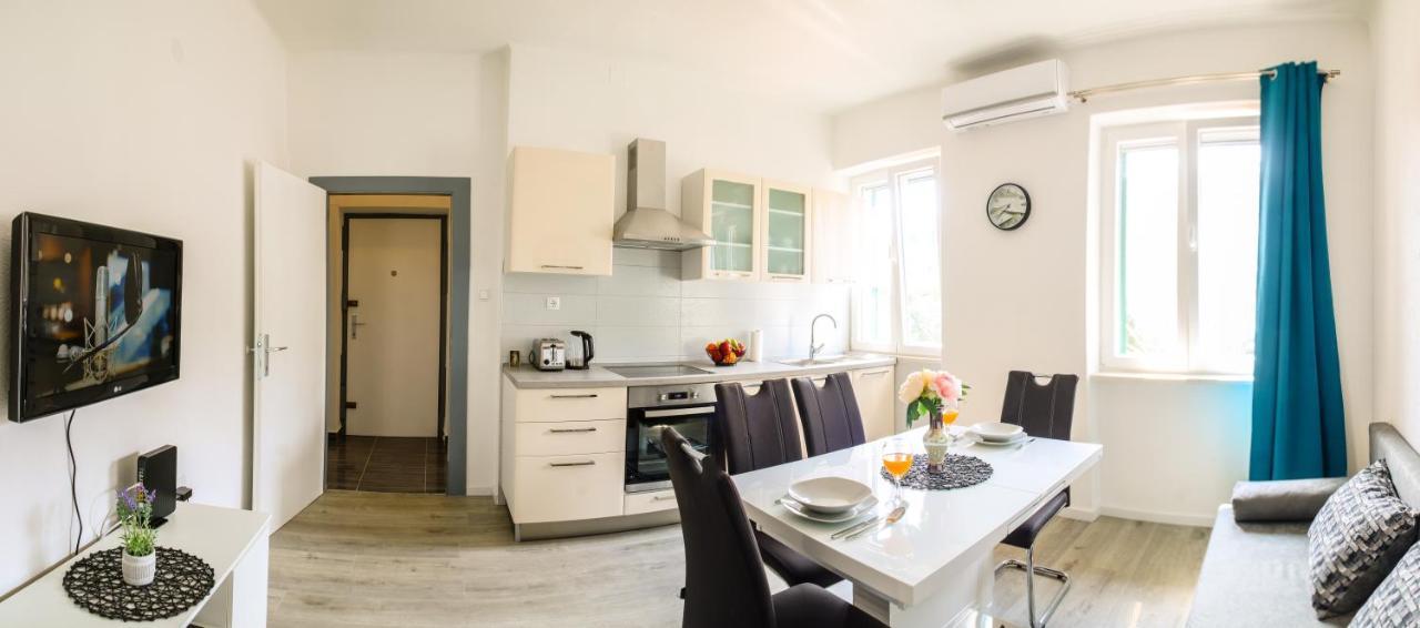 Tonka'S Beautiful Apartment In City Centre 斯普利特 外观 照片